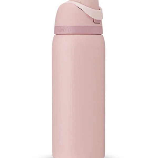 Owala 32oz FreeSip Water Bottle, Rose Quartz, Stainless Steel